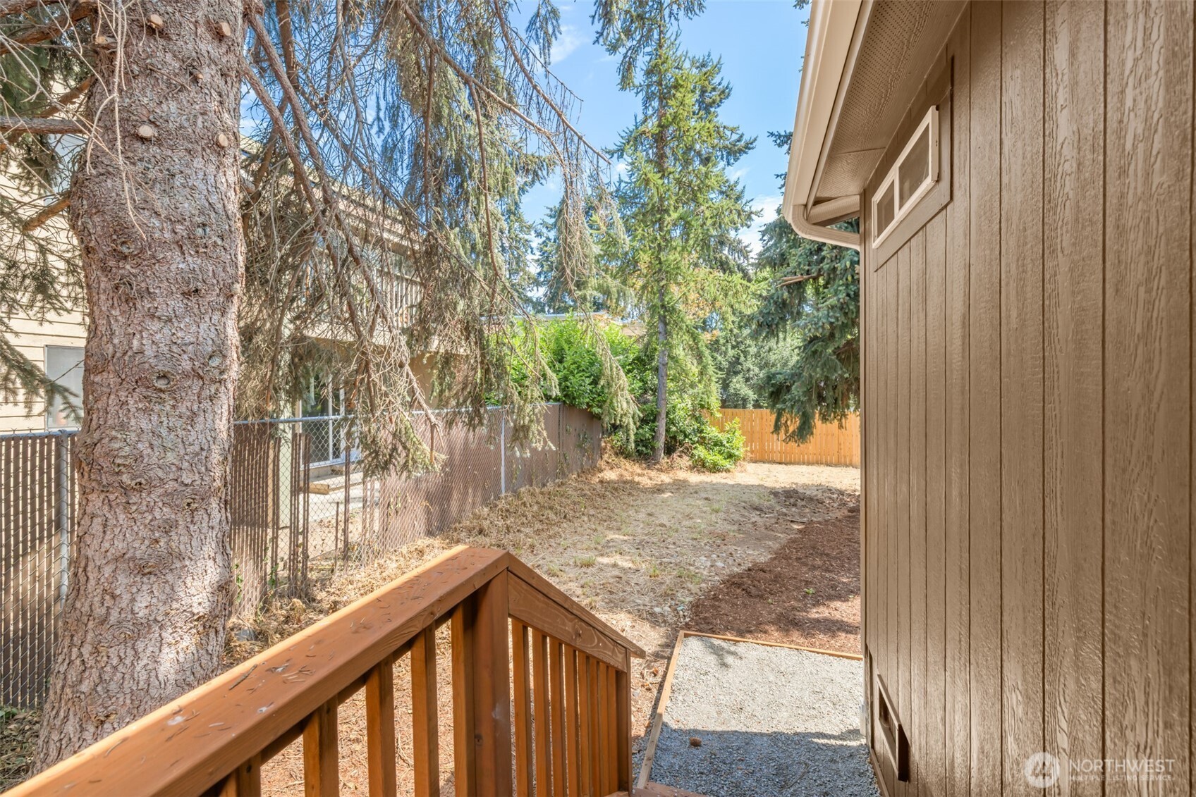 524 W Prairie Street Property Photo 33