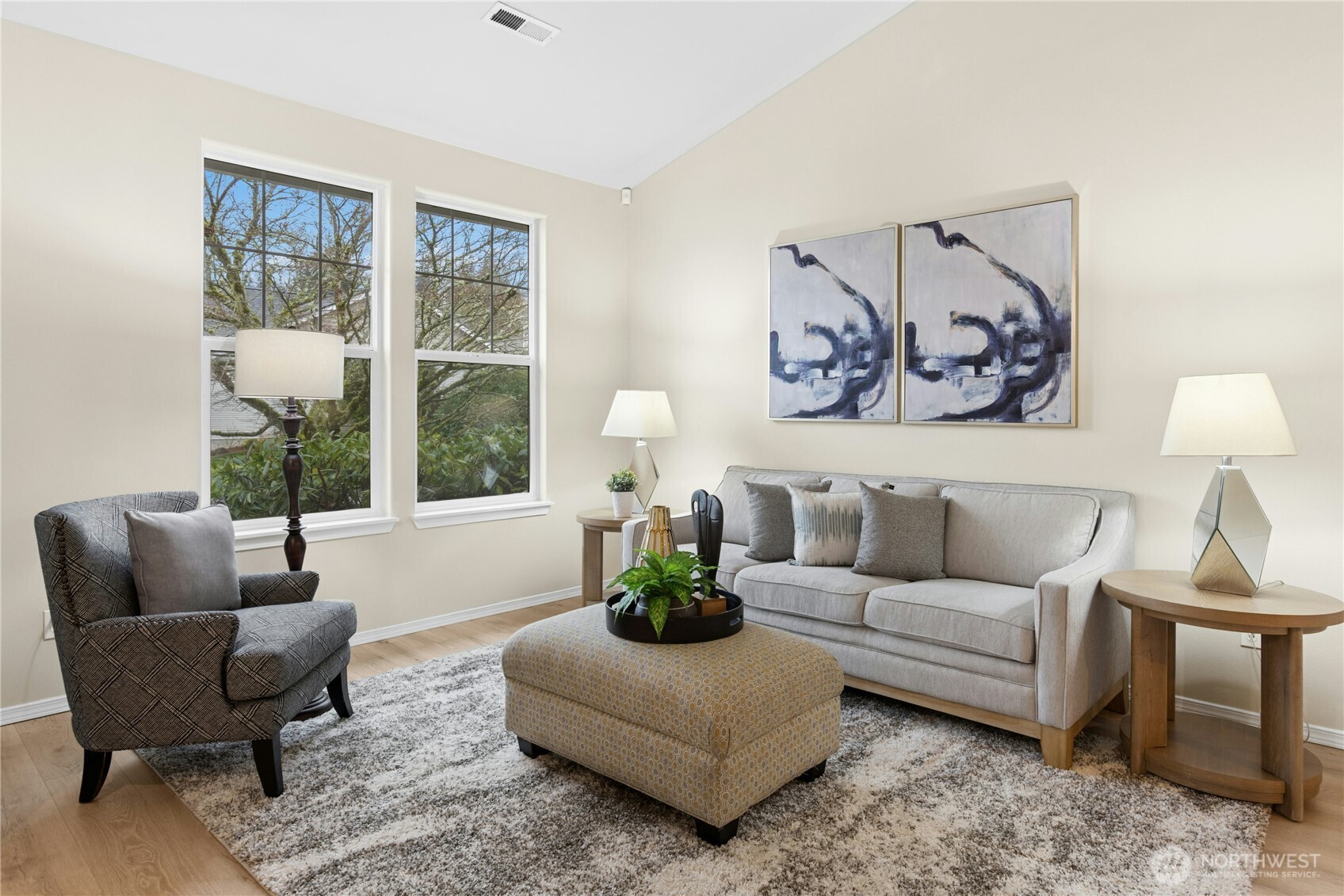 2805 151st Place Property Photo 4