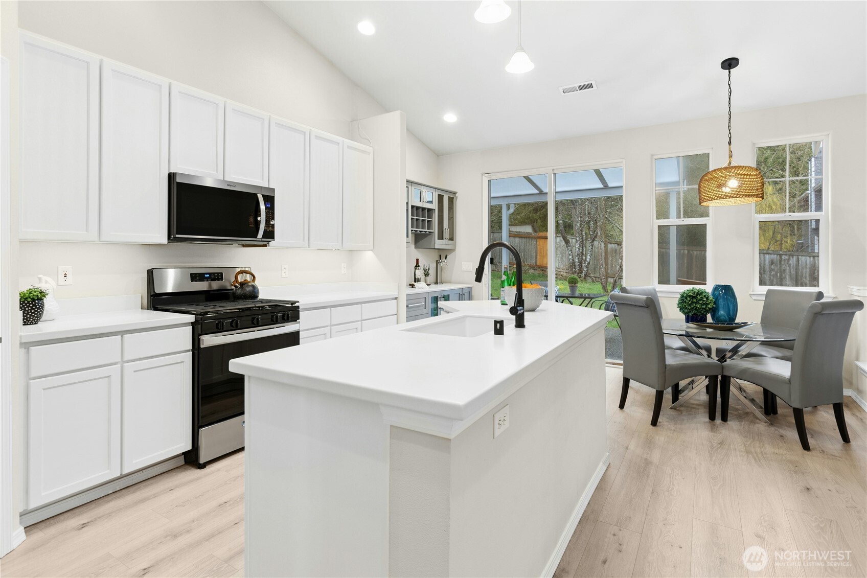 2805 151st Place Property Photo 7