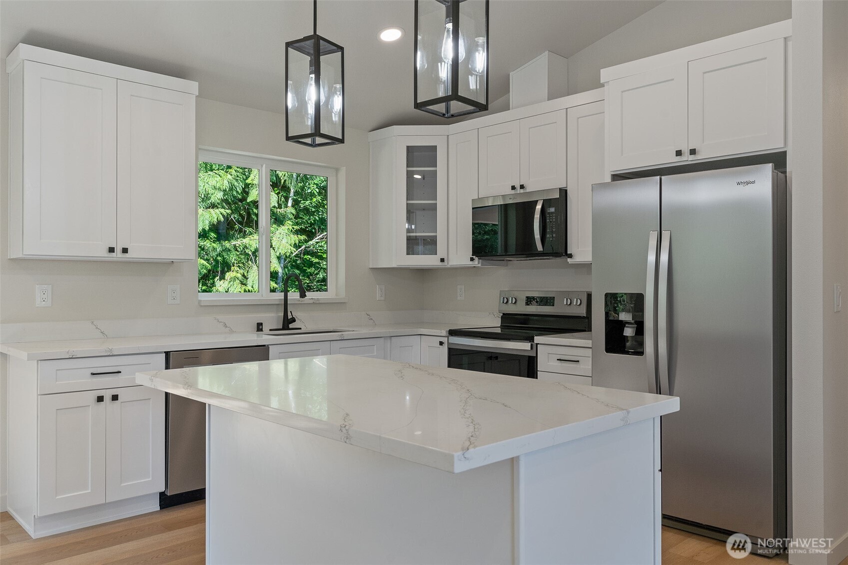 23415 Coyne Road Property Photo 14