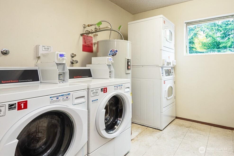 10455 Des Moines Memorial Drive N-202 Property Photo 25