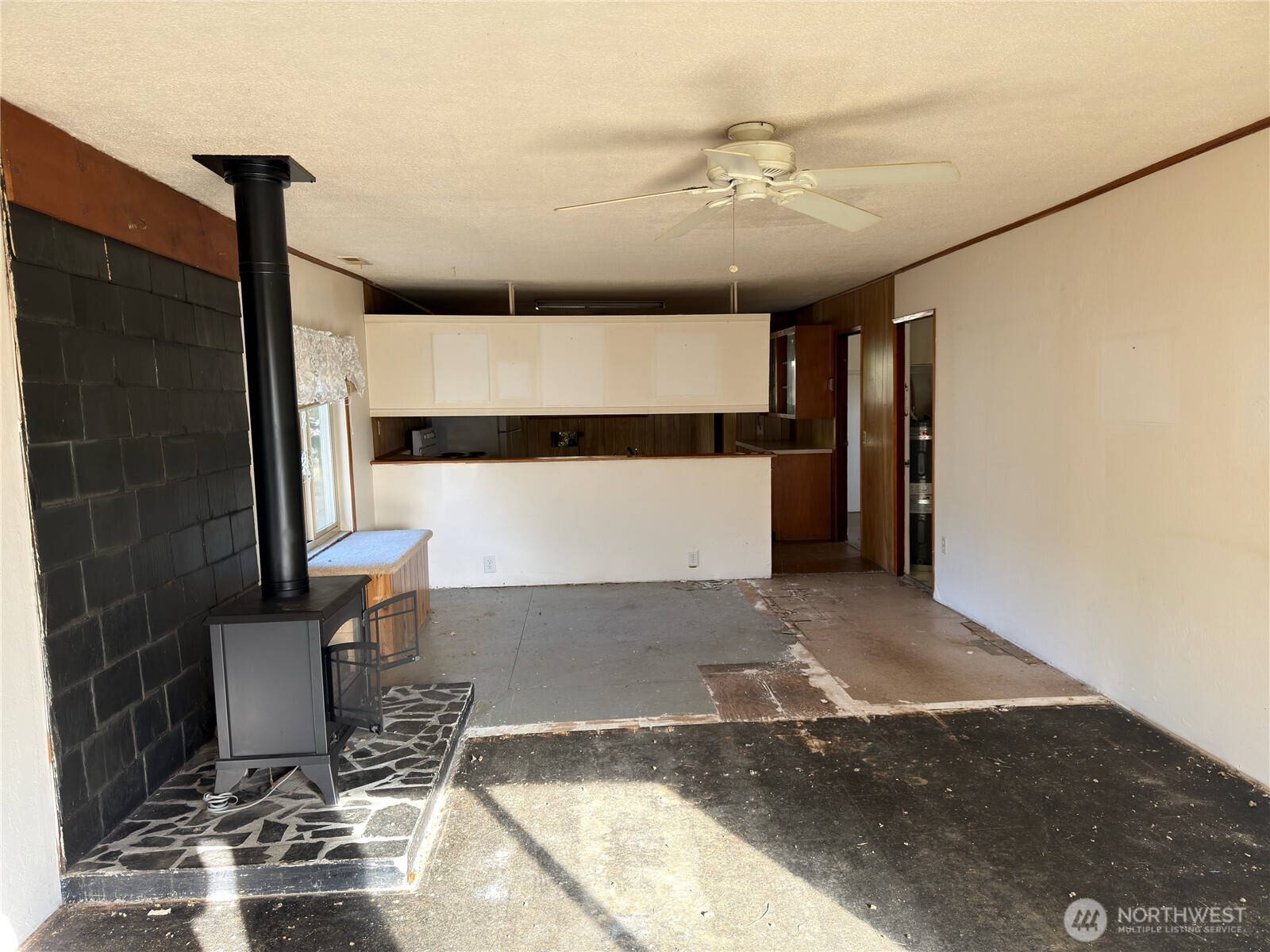 2410 Hastings Avenue Property Photo 21