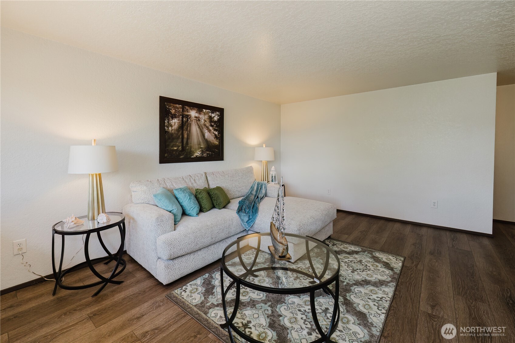 4617 Beach Drive Property Photo 15