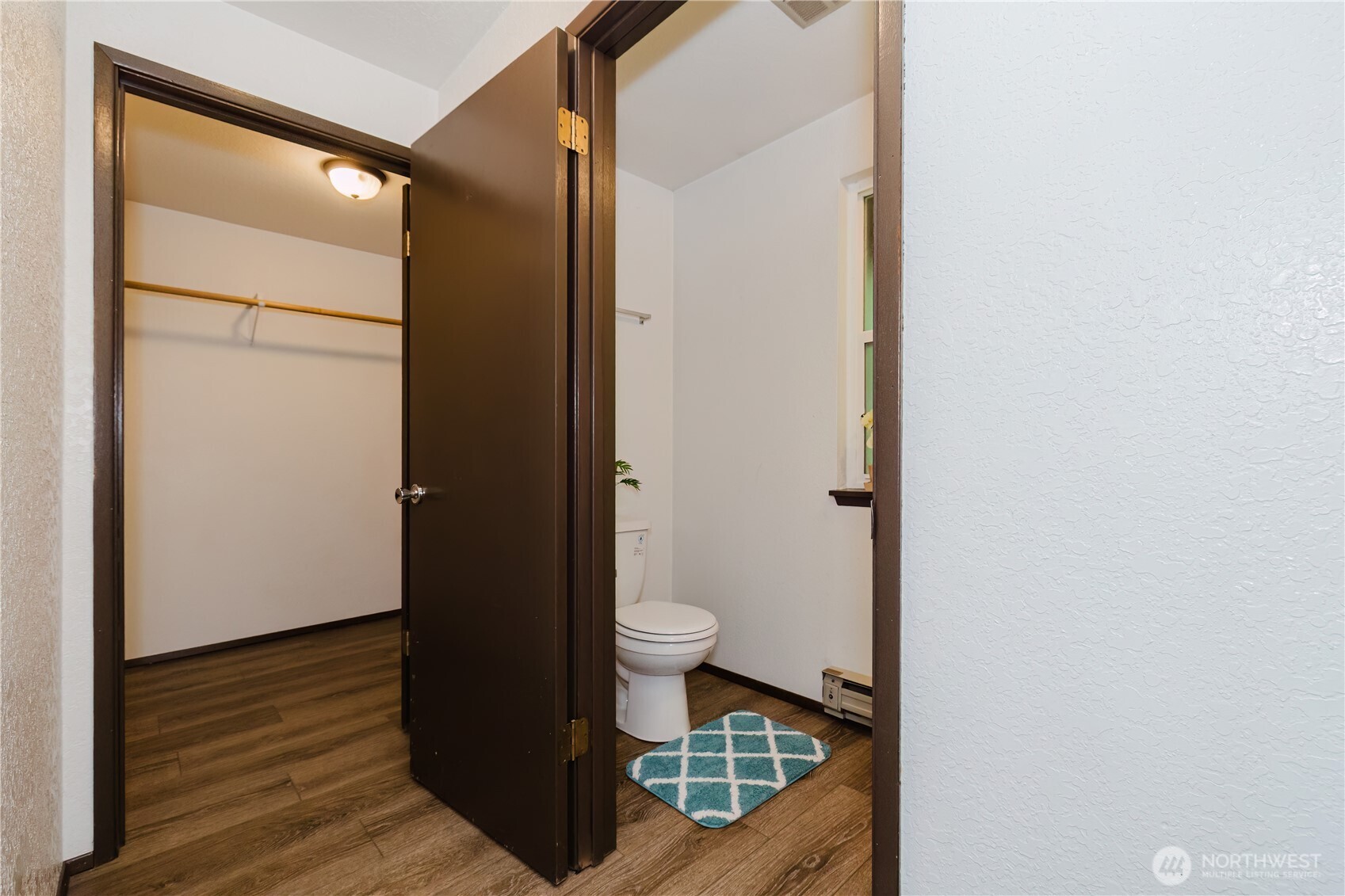 4617 Beach Drive Property Photo 23