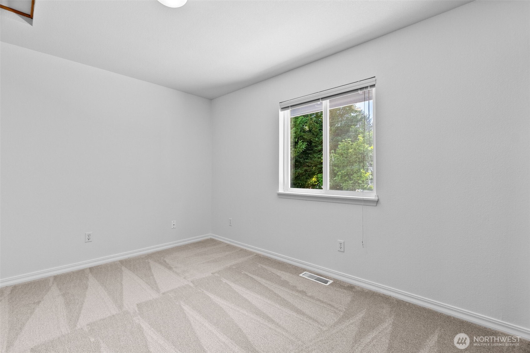 5447 Park Place Loop Property Photo 29