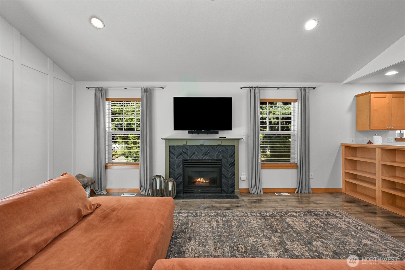 2175 Willow Street Property Photo 8