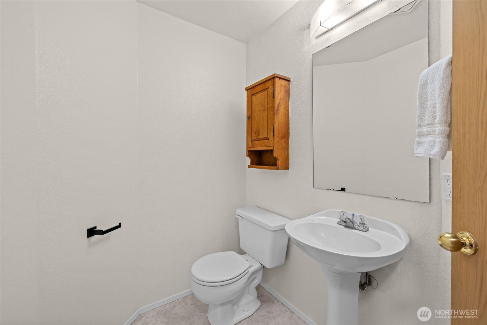 8512 242nd Street 3 Property Photo 9