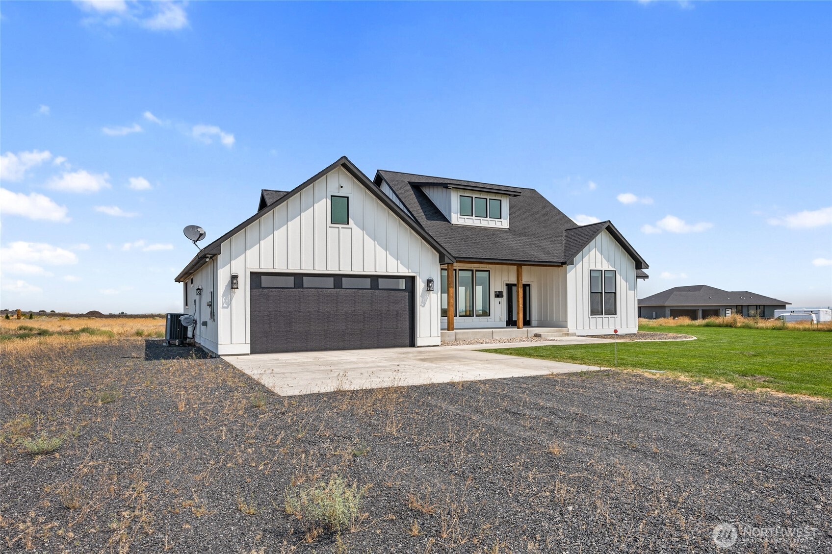 215 Se Desert Hills Loop Property Photo 3