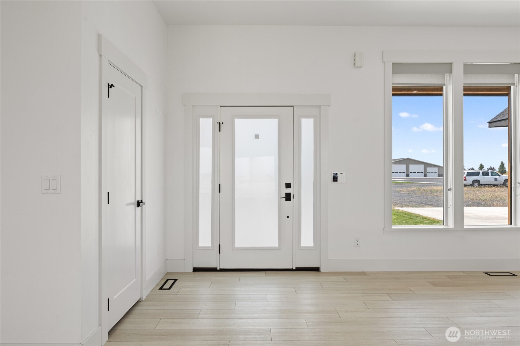 215 Se Desert Hills Loop Property Photo 6