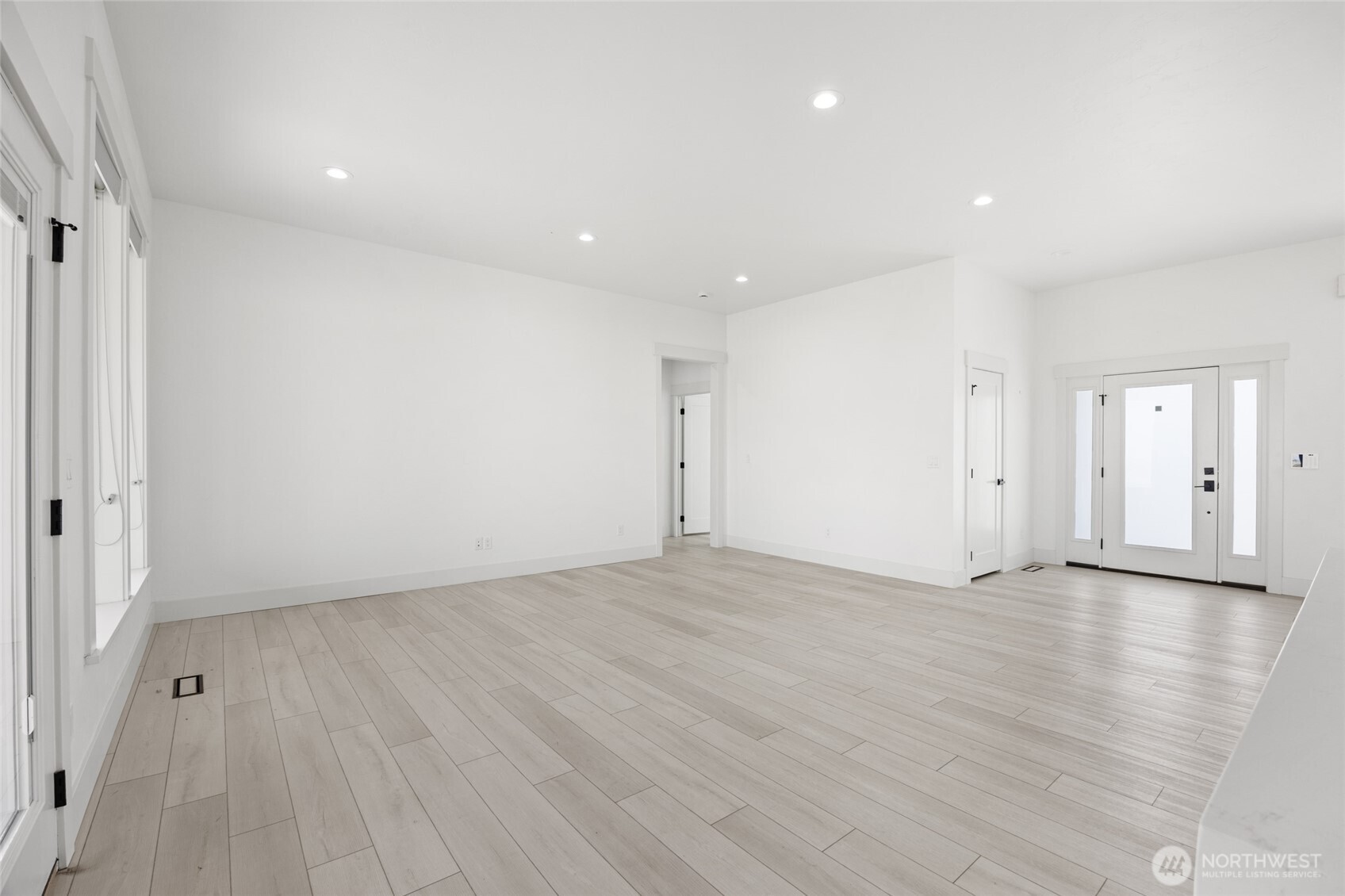 215 Se Desert Hills Loop Property Photo 9