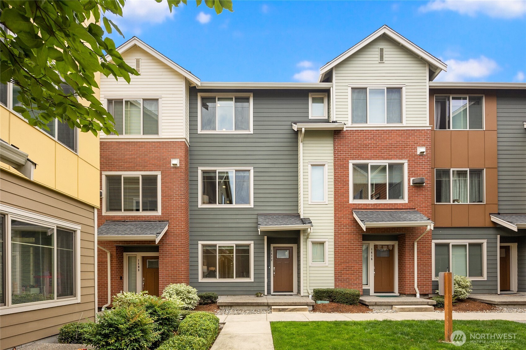 1412 157th Place Property Photo 1