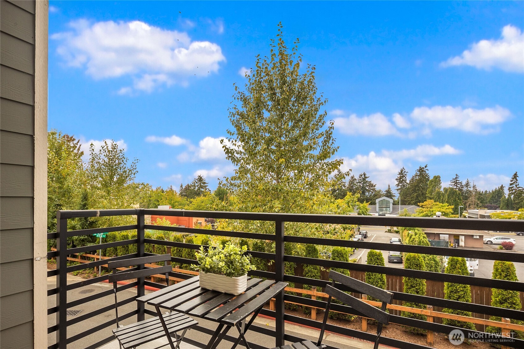 1412 157th Place Property Photo 9
