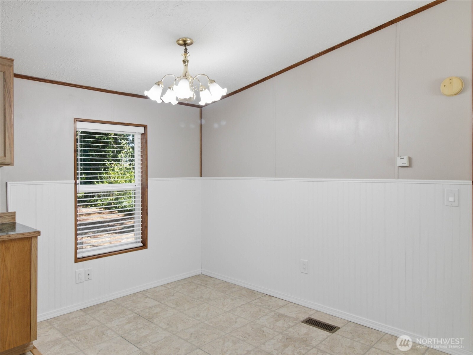 9317 206th Street Ct 6 Property Photo 12
