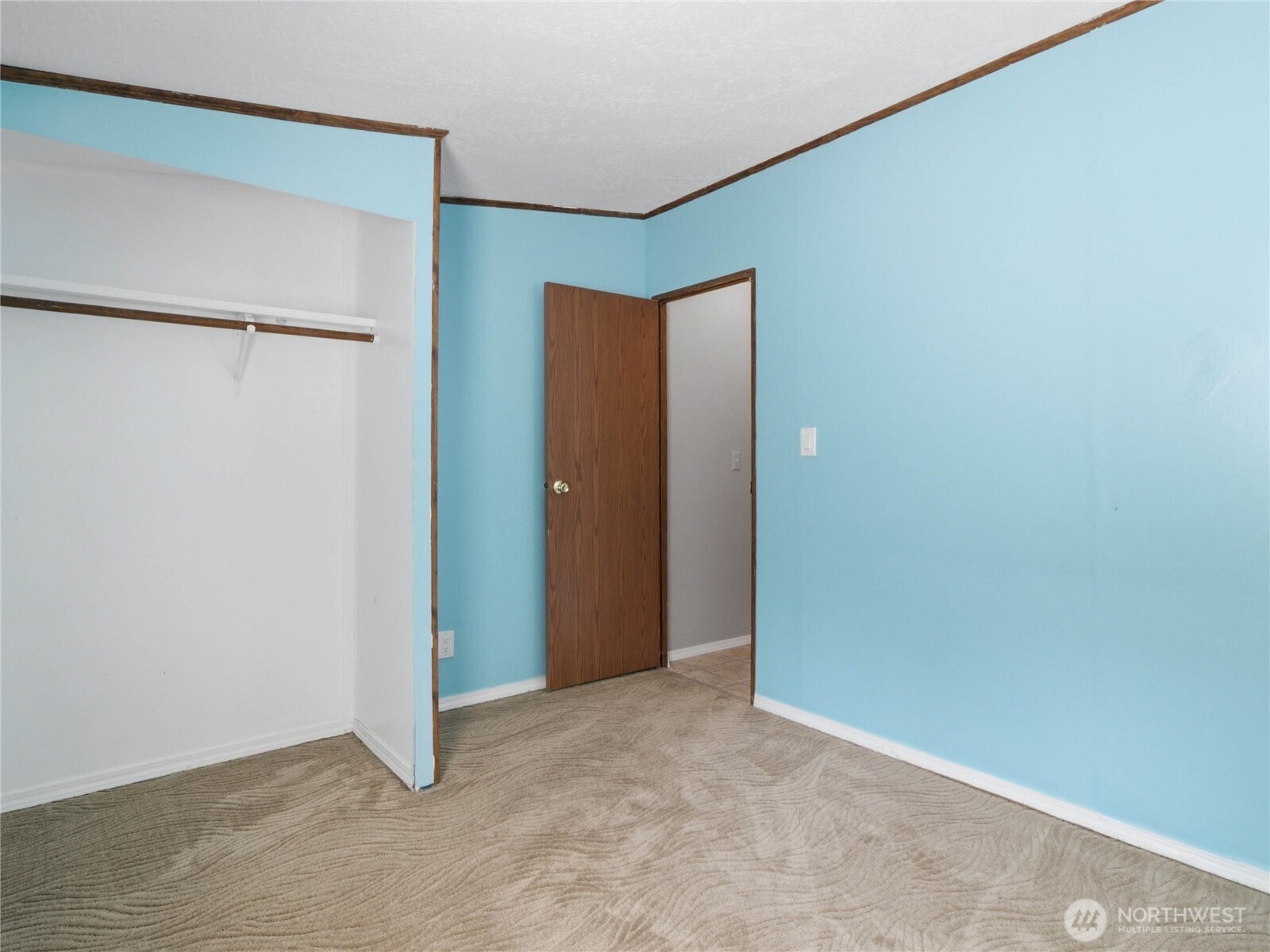 9317 206th Street Ct 6 Property Photo 16