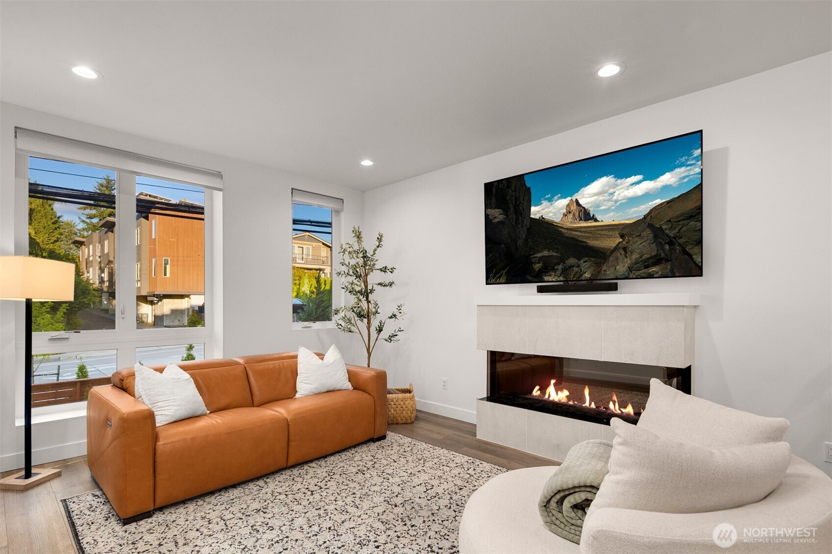 117 6th Street C Property Photo 3