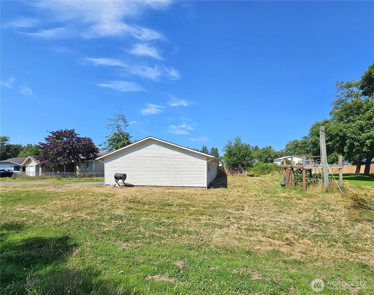 7207 Captain Robert Gray Drive Property Photo 10