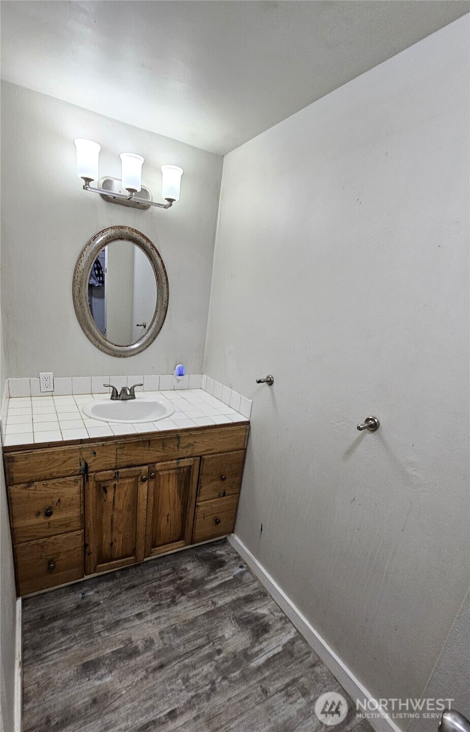 7207 Captain Robert Gray Drive Property Photo 23