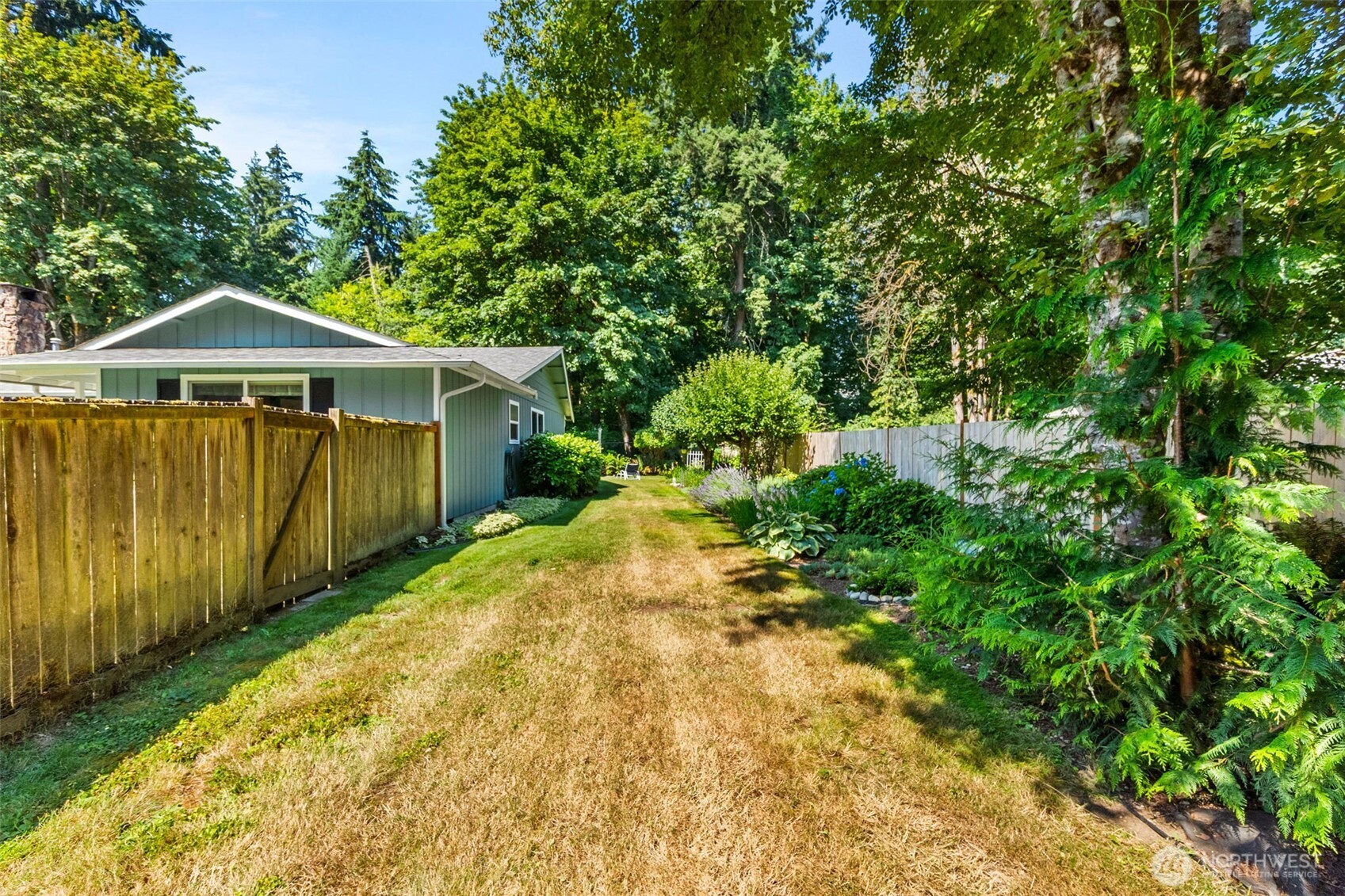 4805 33rd Court Property Photo 32