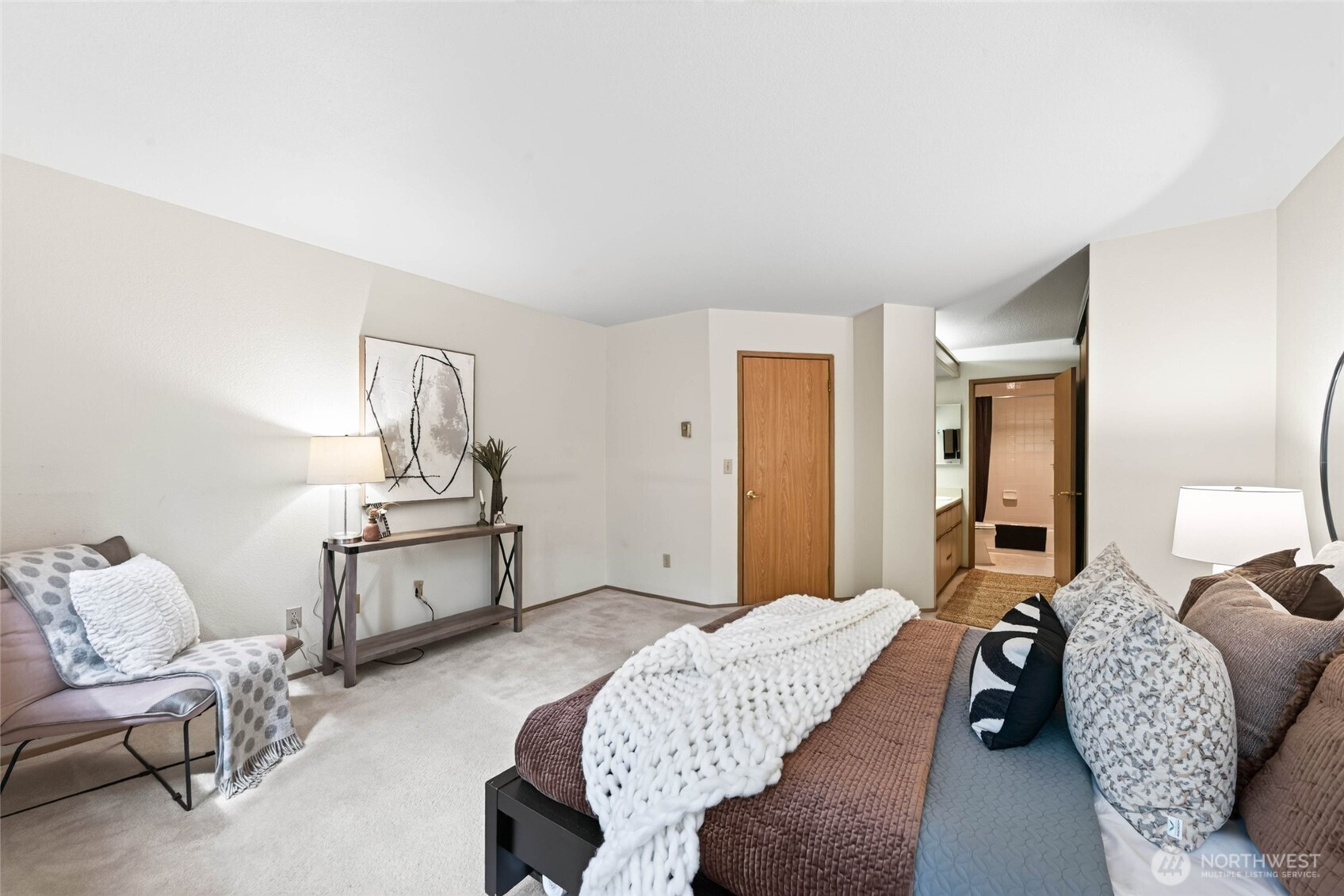 1266 Bellevue Way 2 Property Photo 15