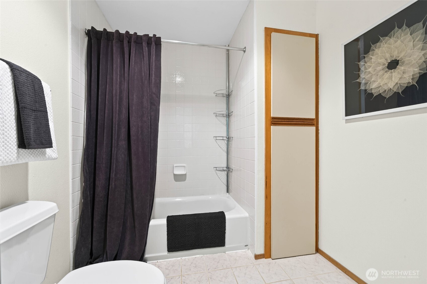 1266 Bellevue Way 2 Property Photo 17