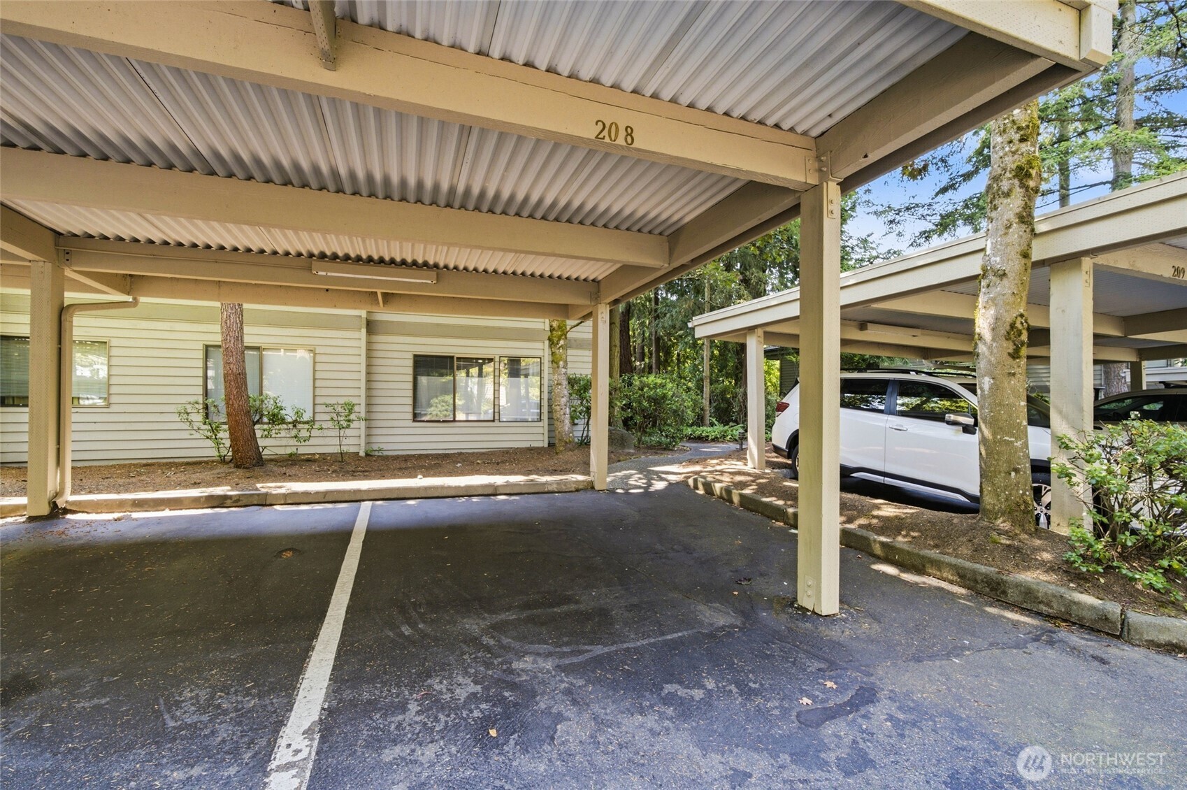 1266 Bellevue Way 2 Property Photo 24