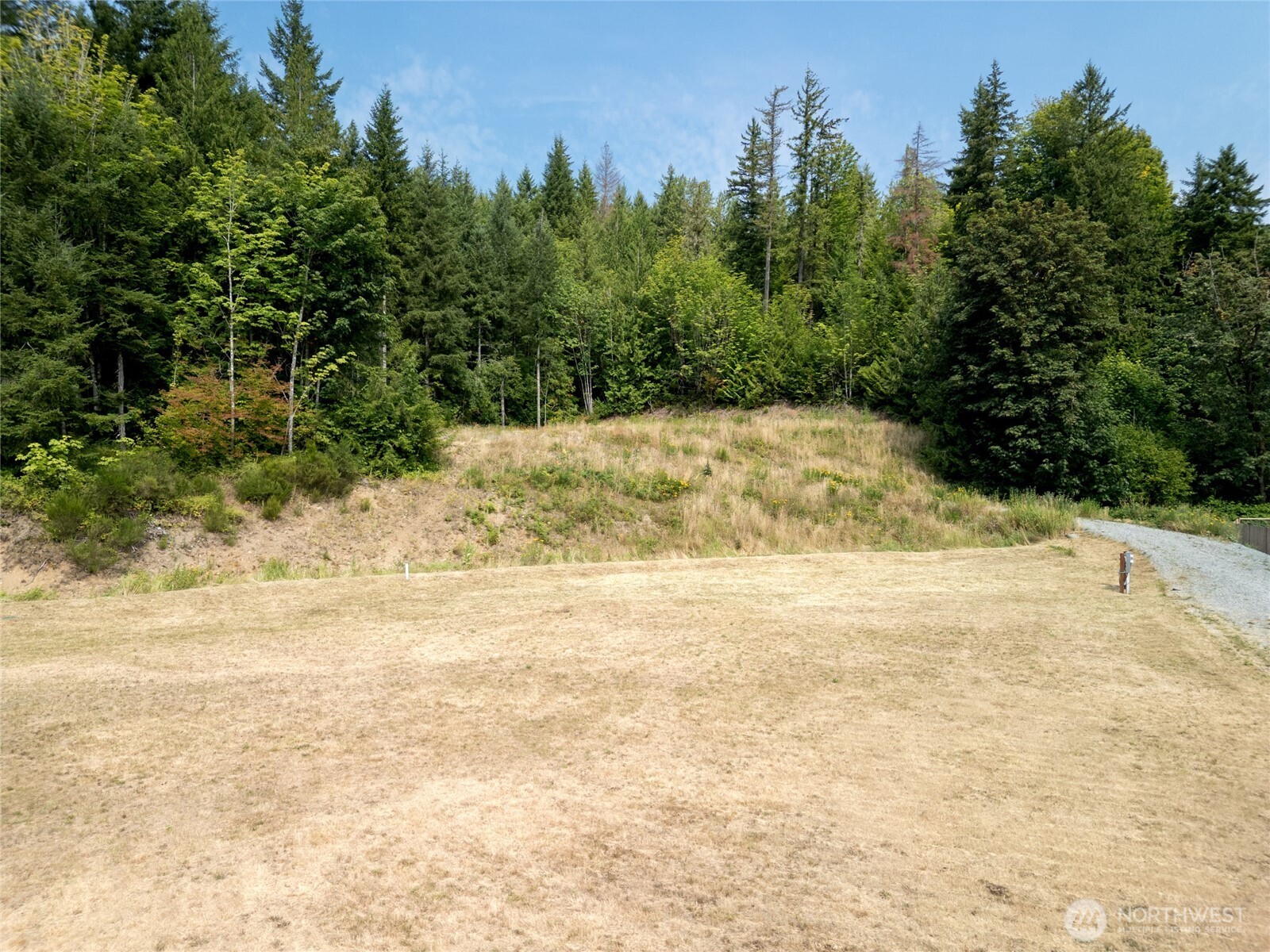 37373 Fieldstone Court Property Photo 3
