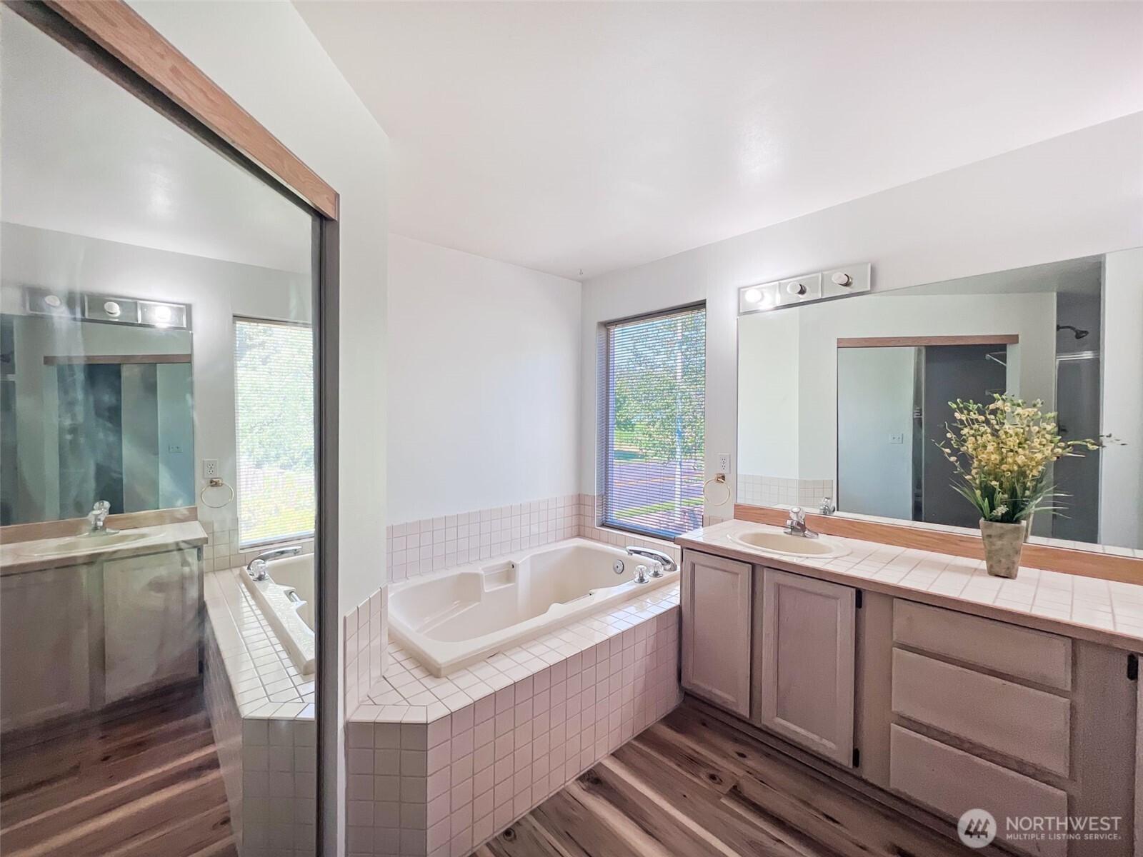 101 Eagle Ridge Drive Property Photo 14