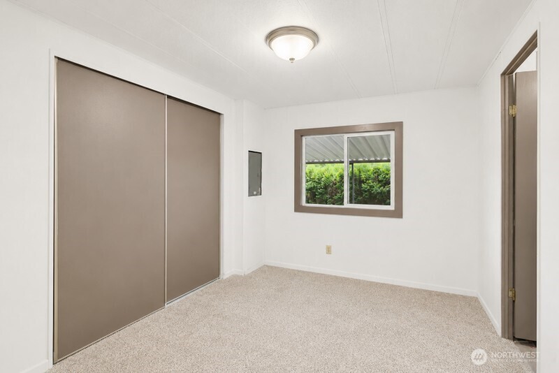 2399 Nightingale Lane Property Photo 25