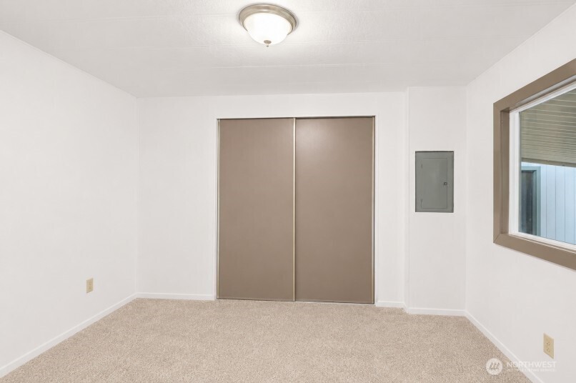 2399 Nightingale Lane Property Photo 26