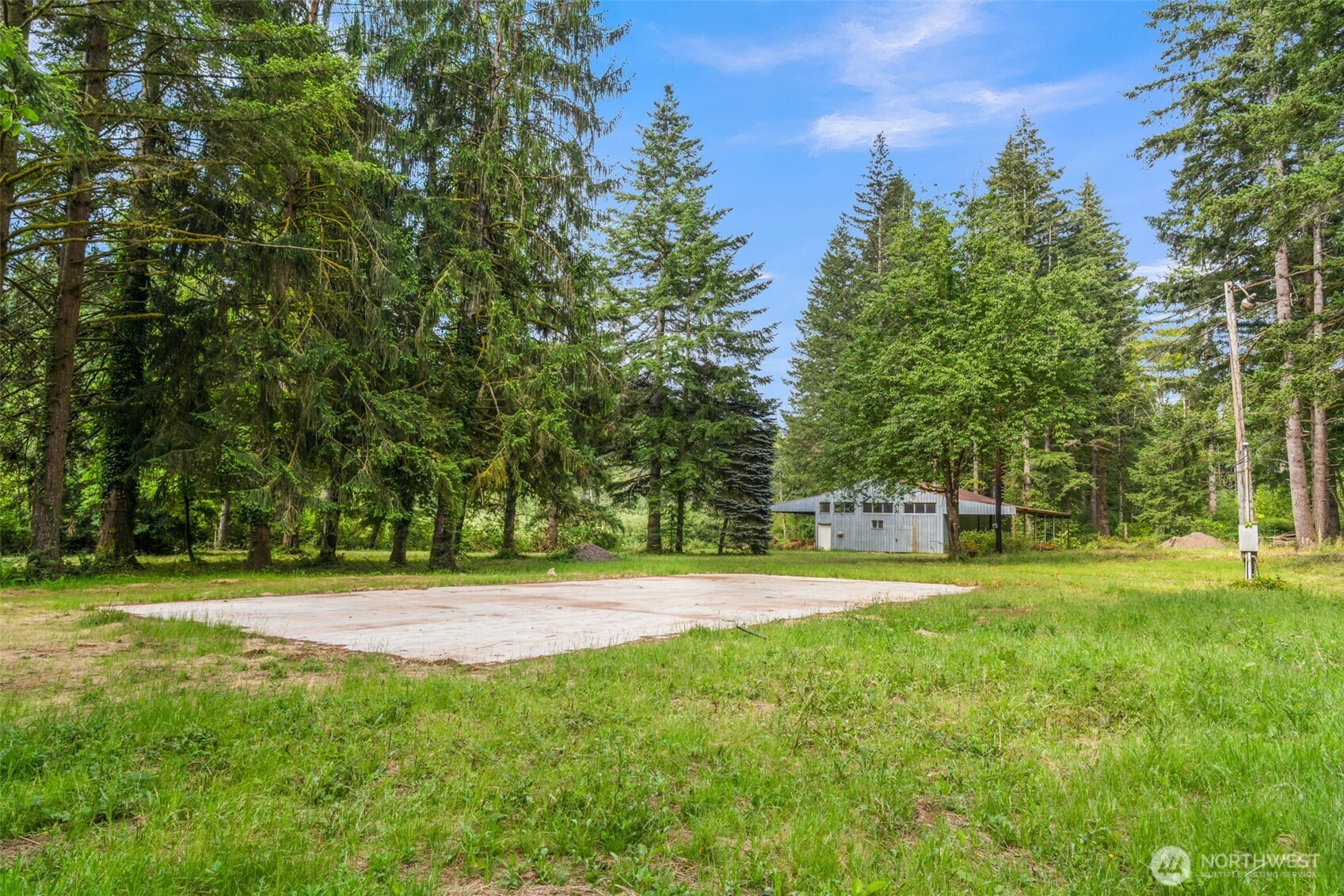 3832 Ne Cavitt Road Property Photo 10