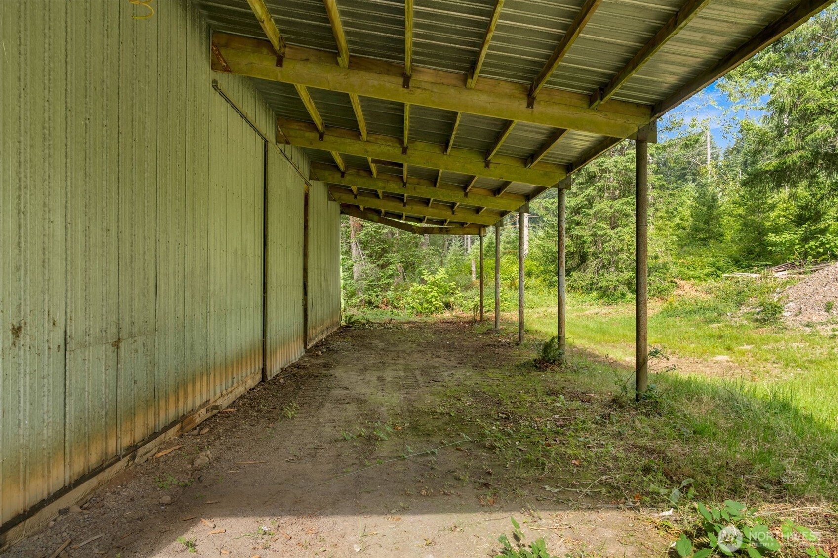 3832 Ne Cavitt Road Property Photo 13