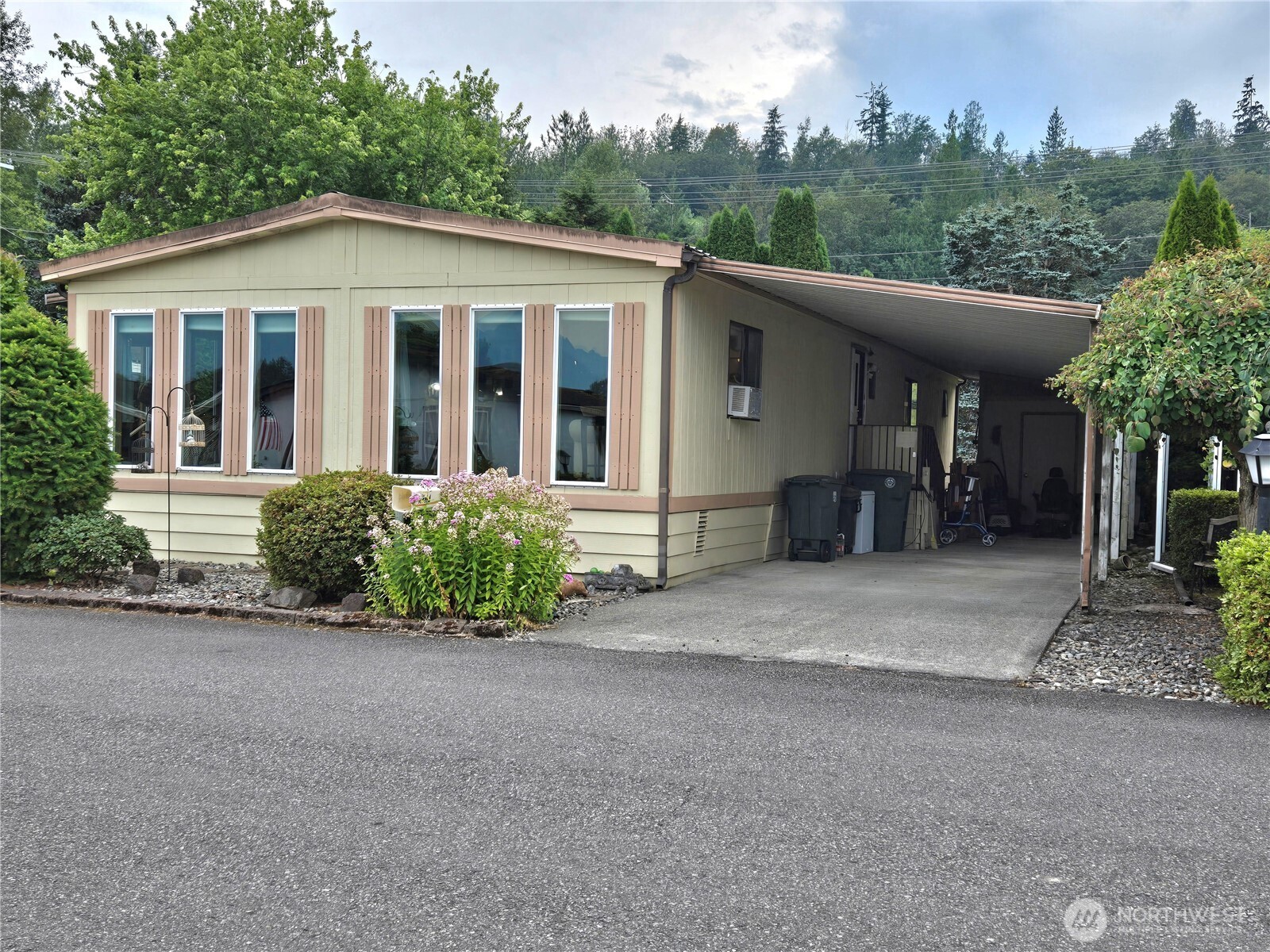 212 Old Owen Road Property Photo 1