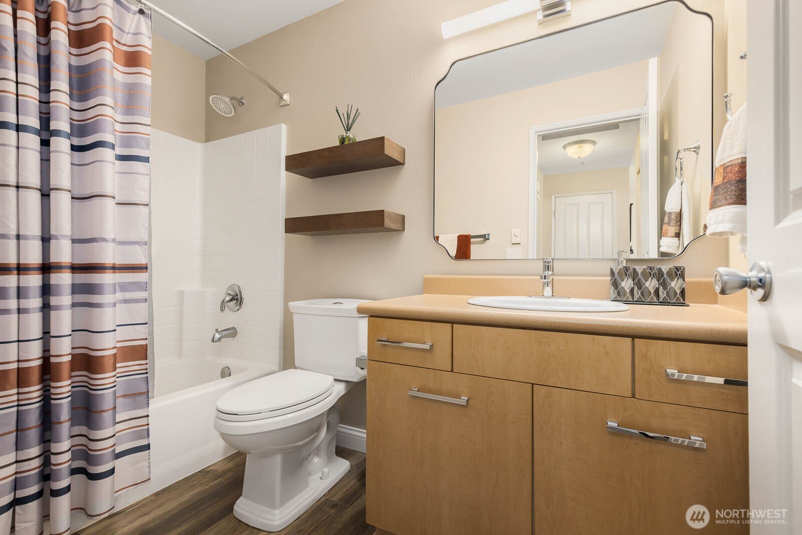 710 240th Way G302 Property Photo 17
