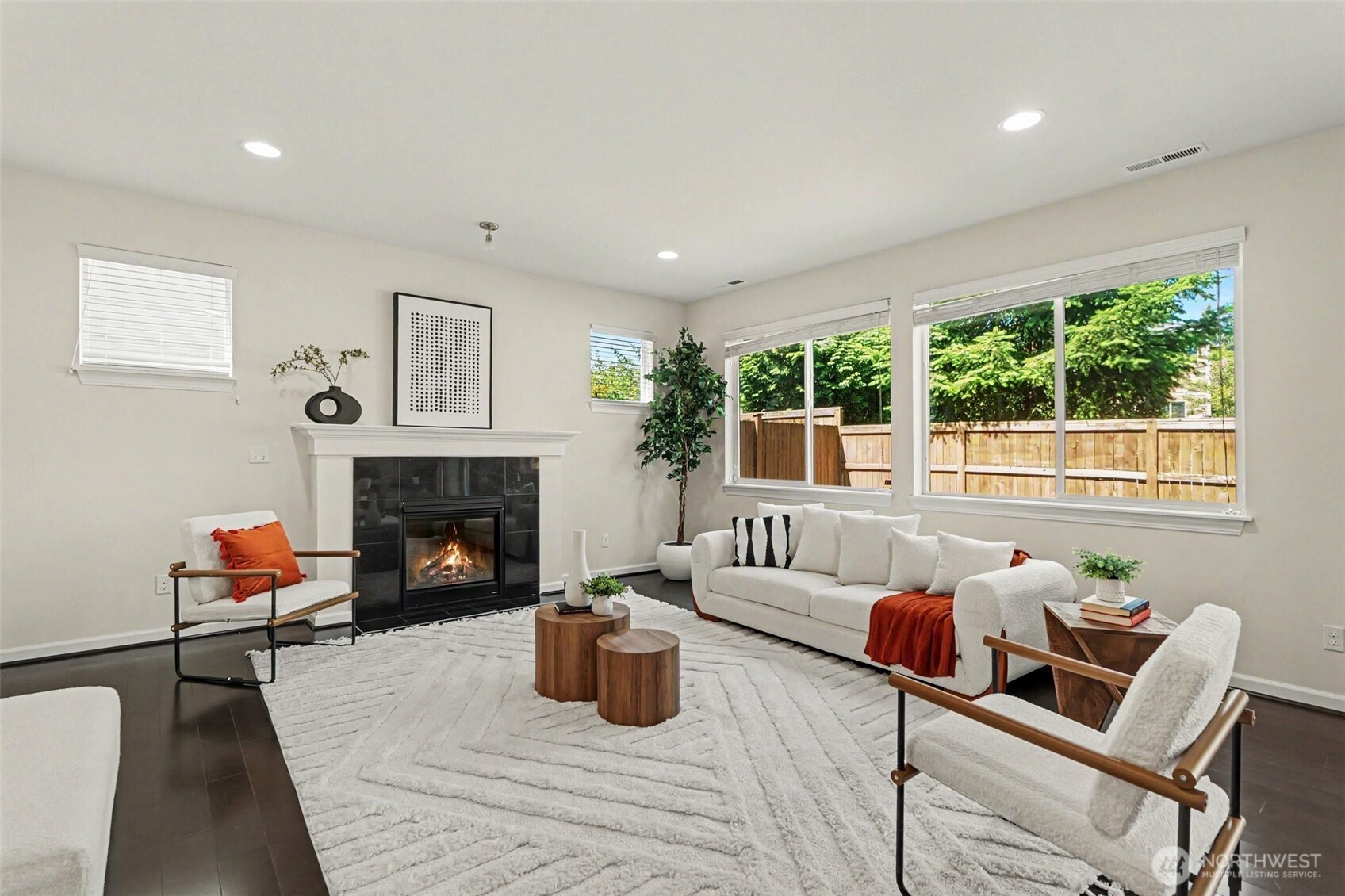 3720 196th Place Property Photo 5