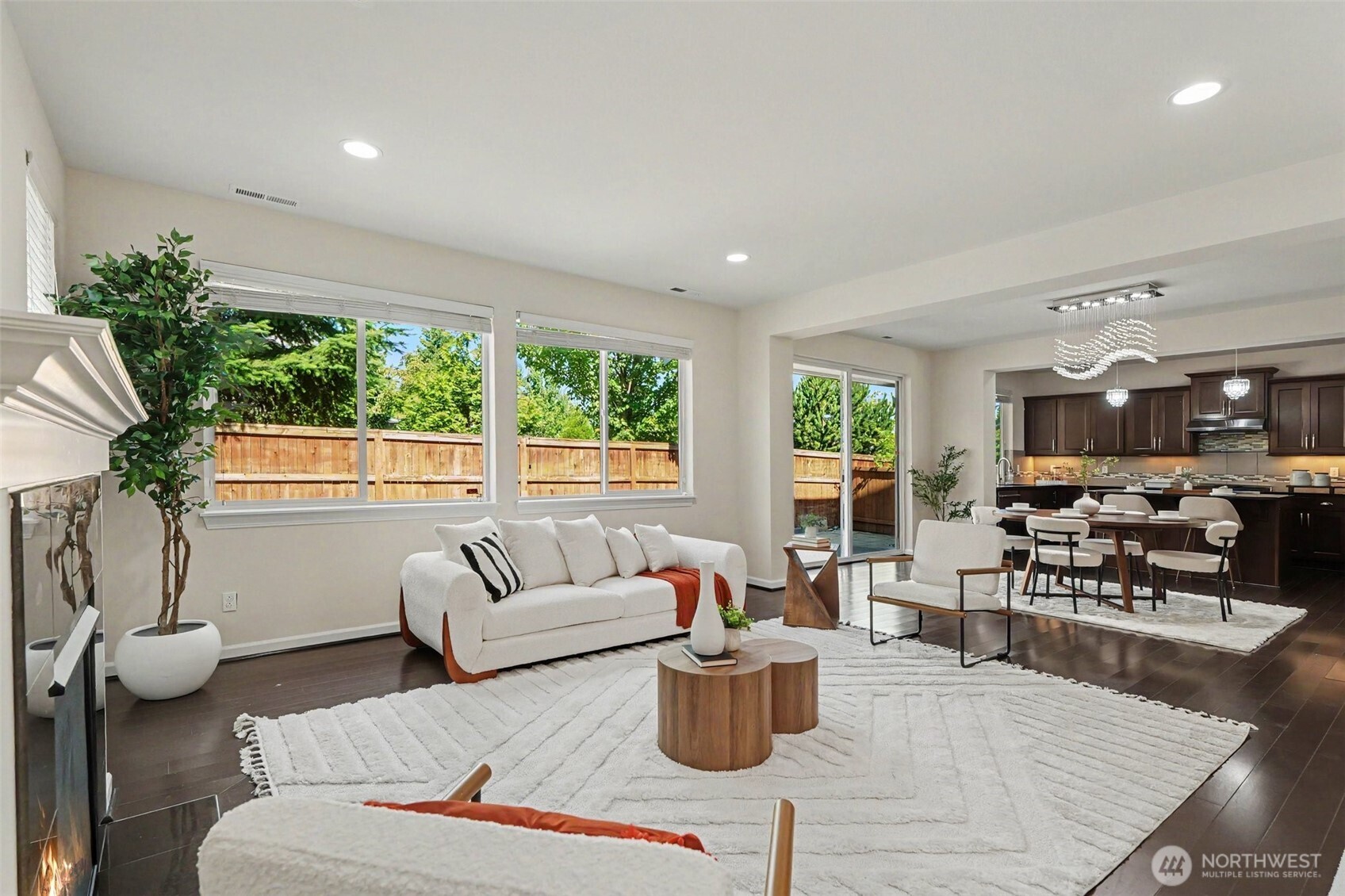 3720 196th Place Property Photo 6