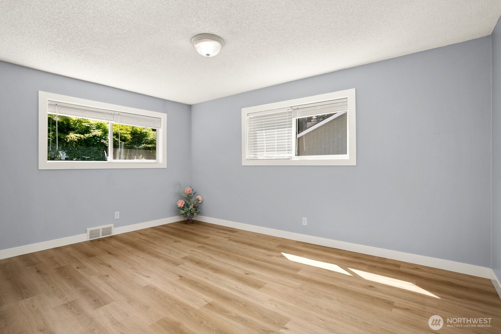 37110 5th Ave Sw Property Photo 14