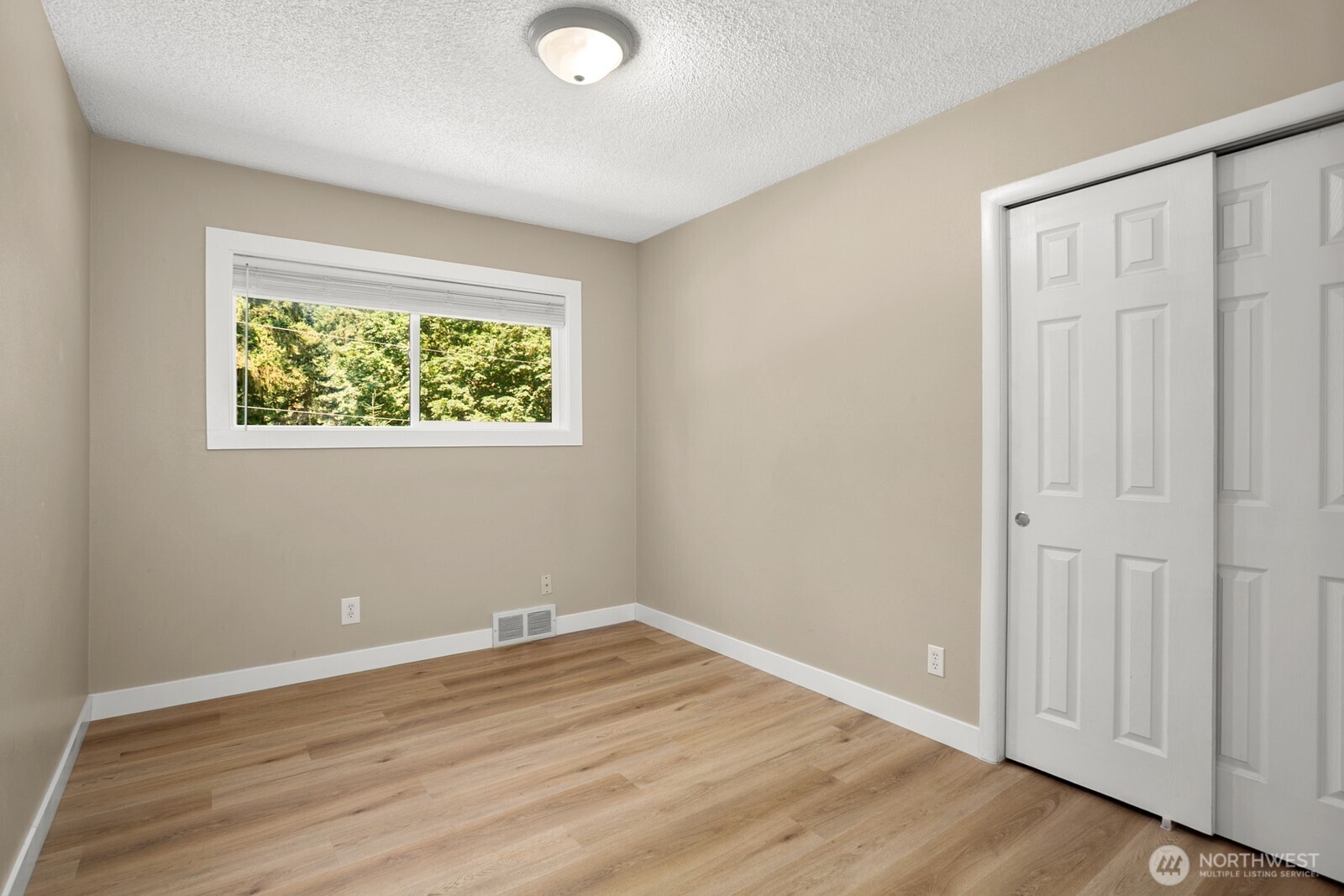 37110 5th Ave Sw Property Photo 17