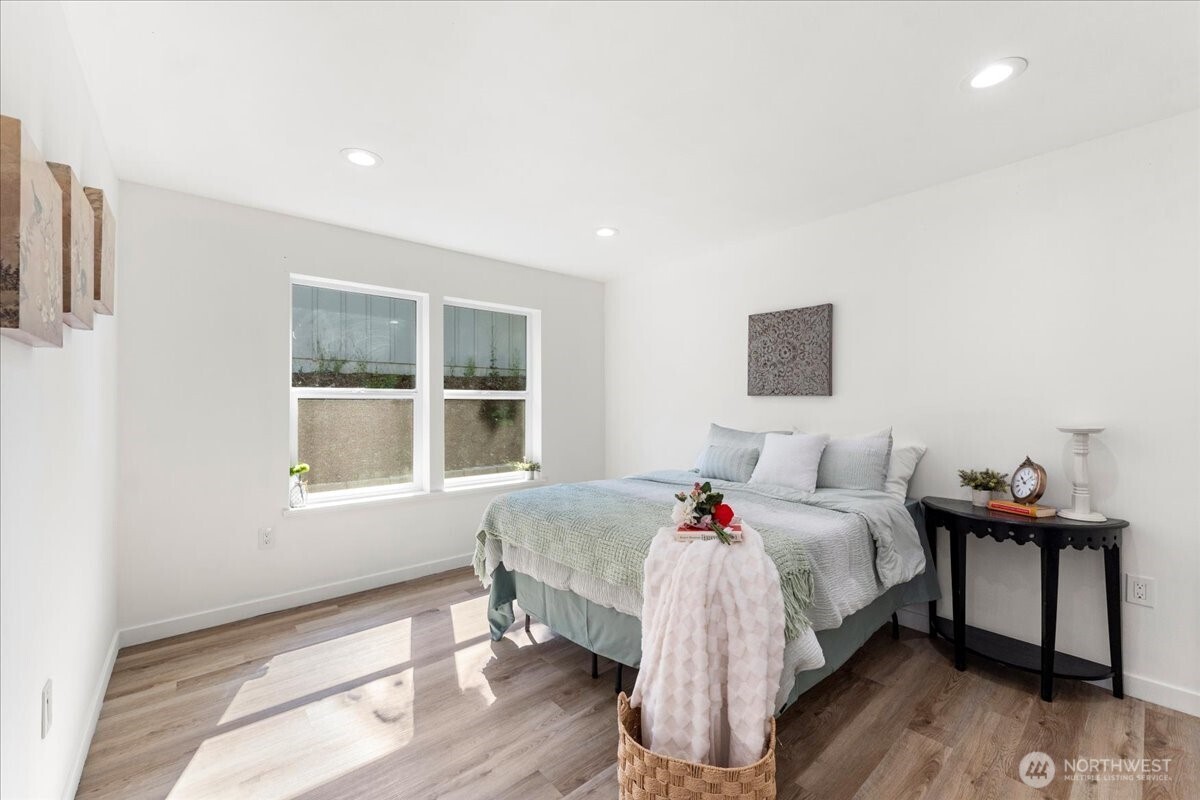 429 Chestnut Street Property Photo 3
