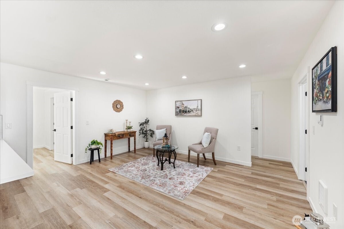 429 Chestnut Street Property Photo 5