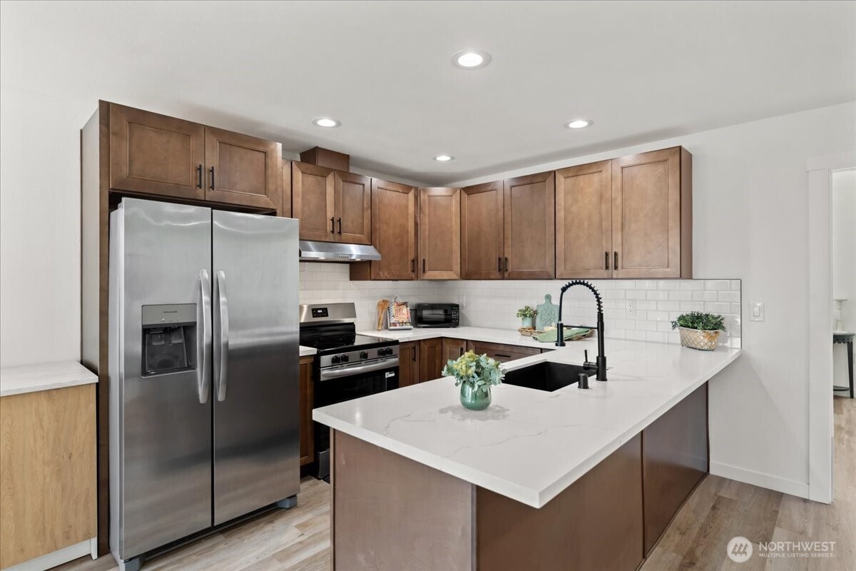 429 Chestnut Street Property Photo 6