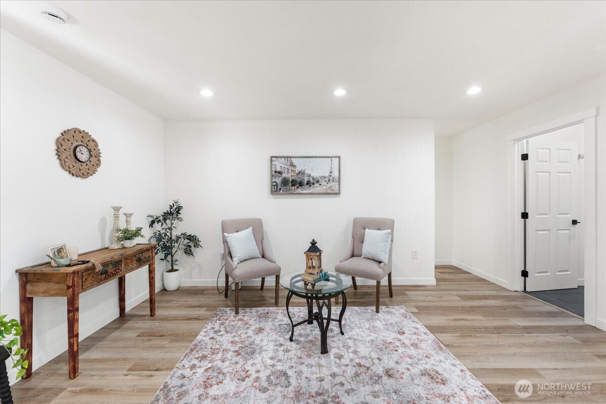 429 Chestnut Street Property Photo 17