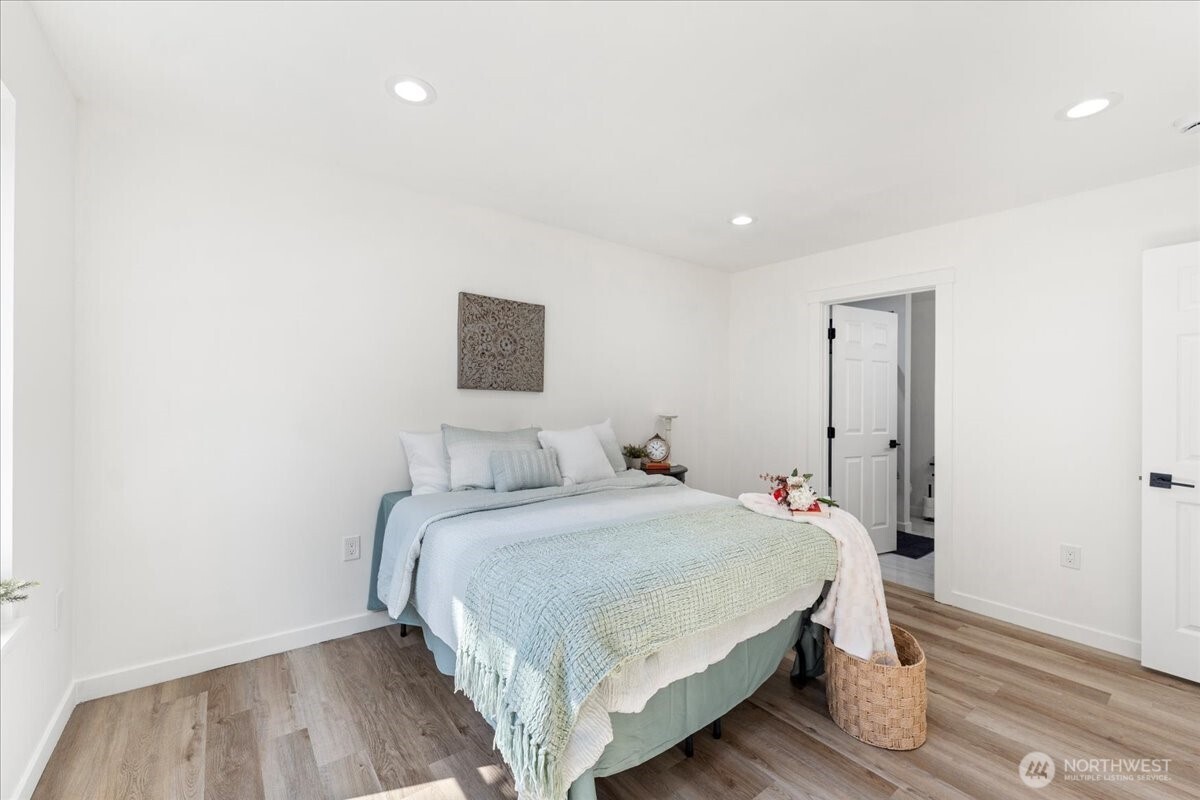 429 Chestnut Street Property Photo 18