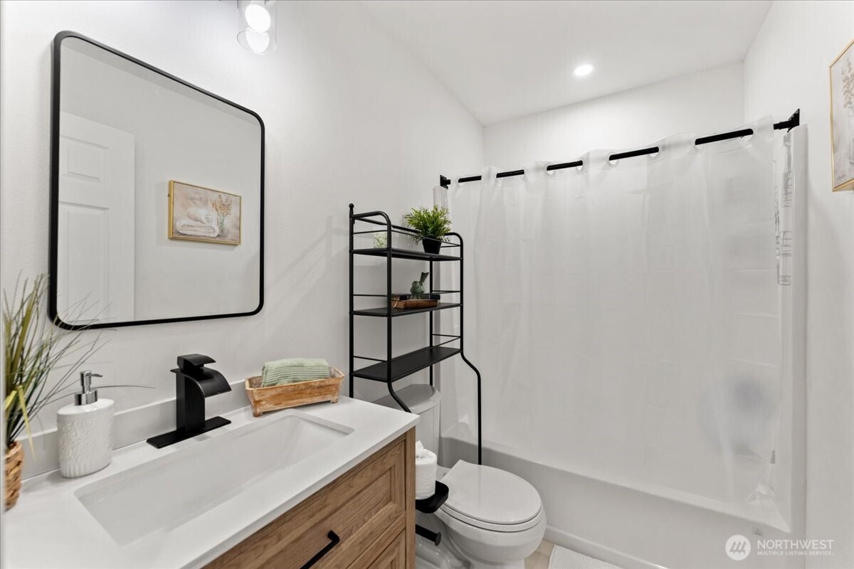 429 Chestnut Street Property Photo 23