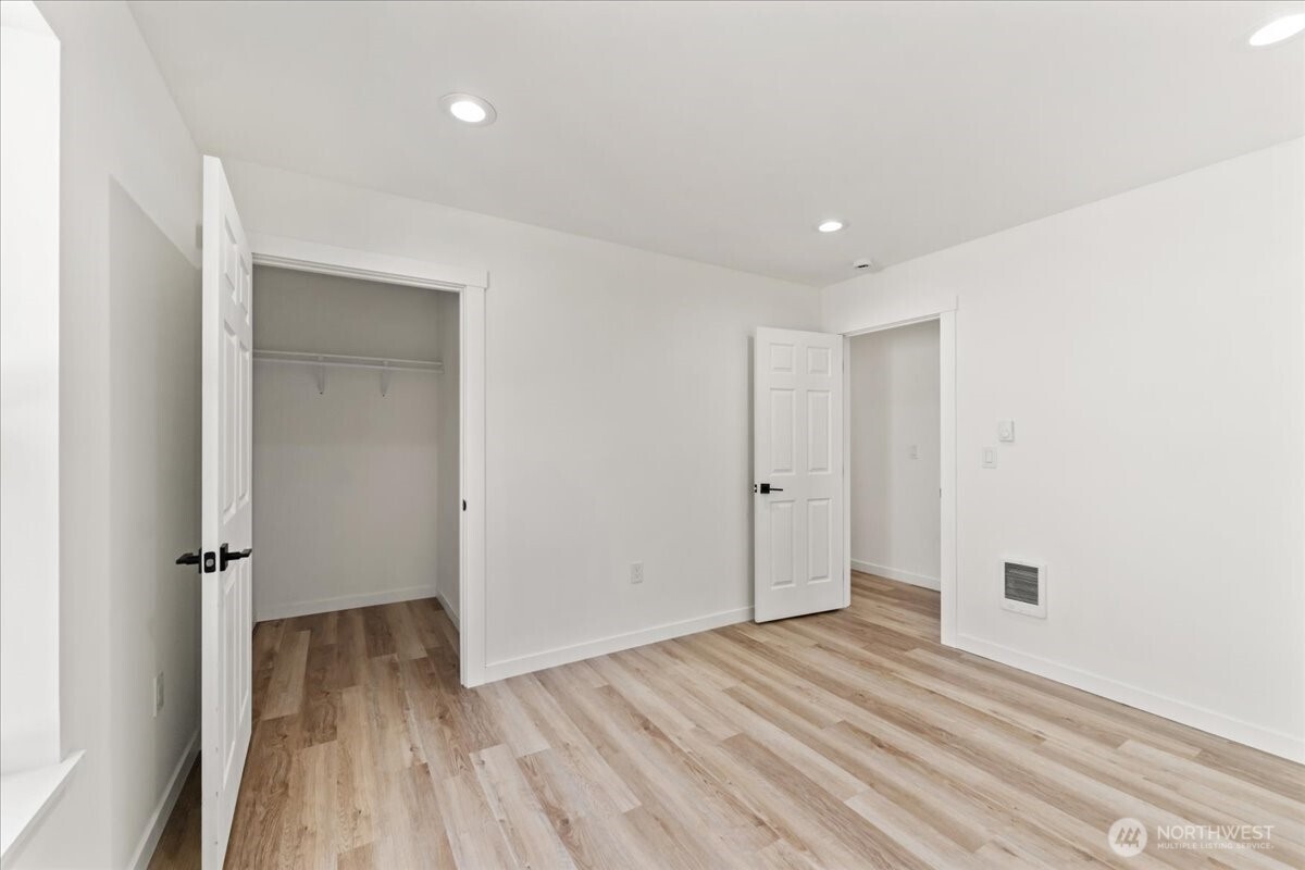 429 Chestnut Street Property Photo 24
