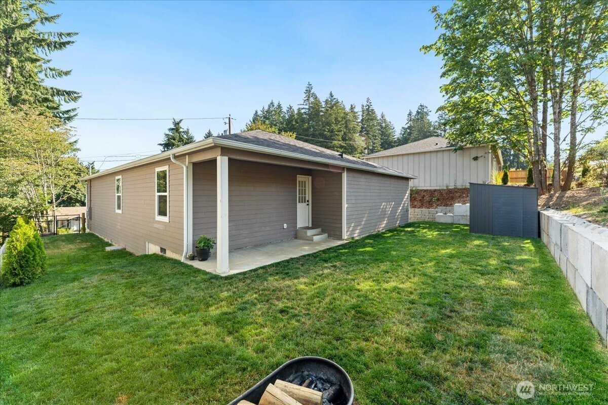 429 Chestnut Street Property Photo 29