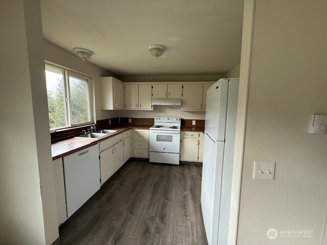 1913 Coolidge Road Property Photo 15