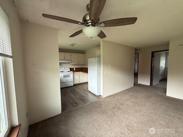 1913 Coolidge Road Property Photo 18