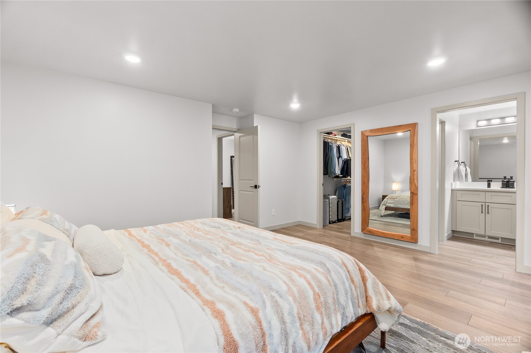 6636 Westhill Drive Property Photo 17