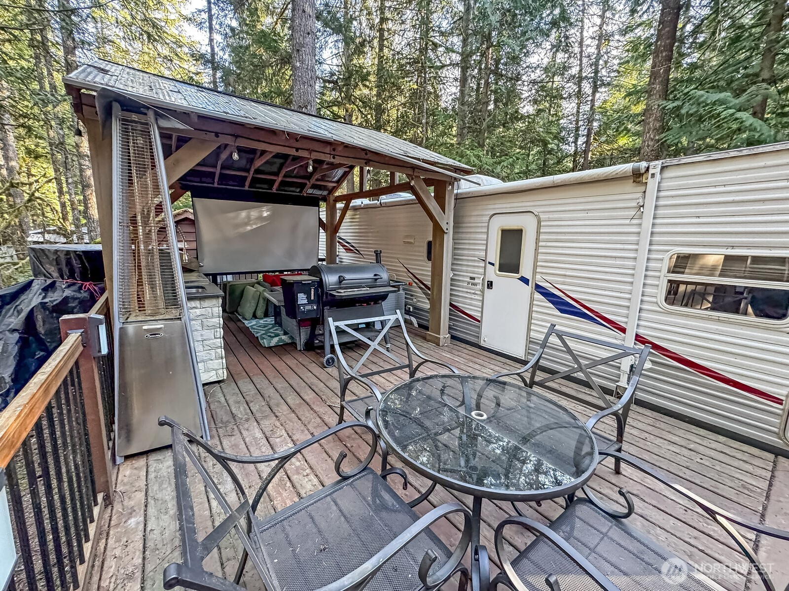 94 3 Sunset Circle Property Photo 13