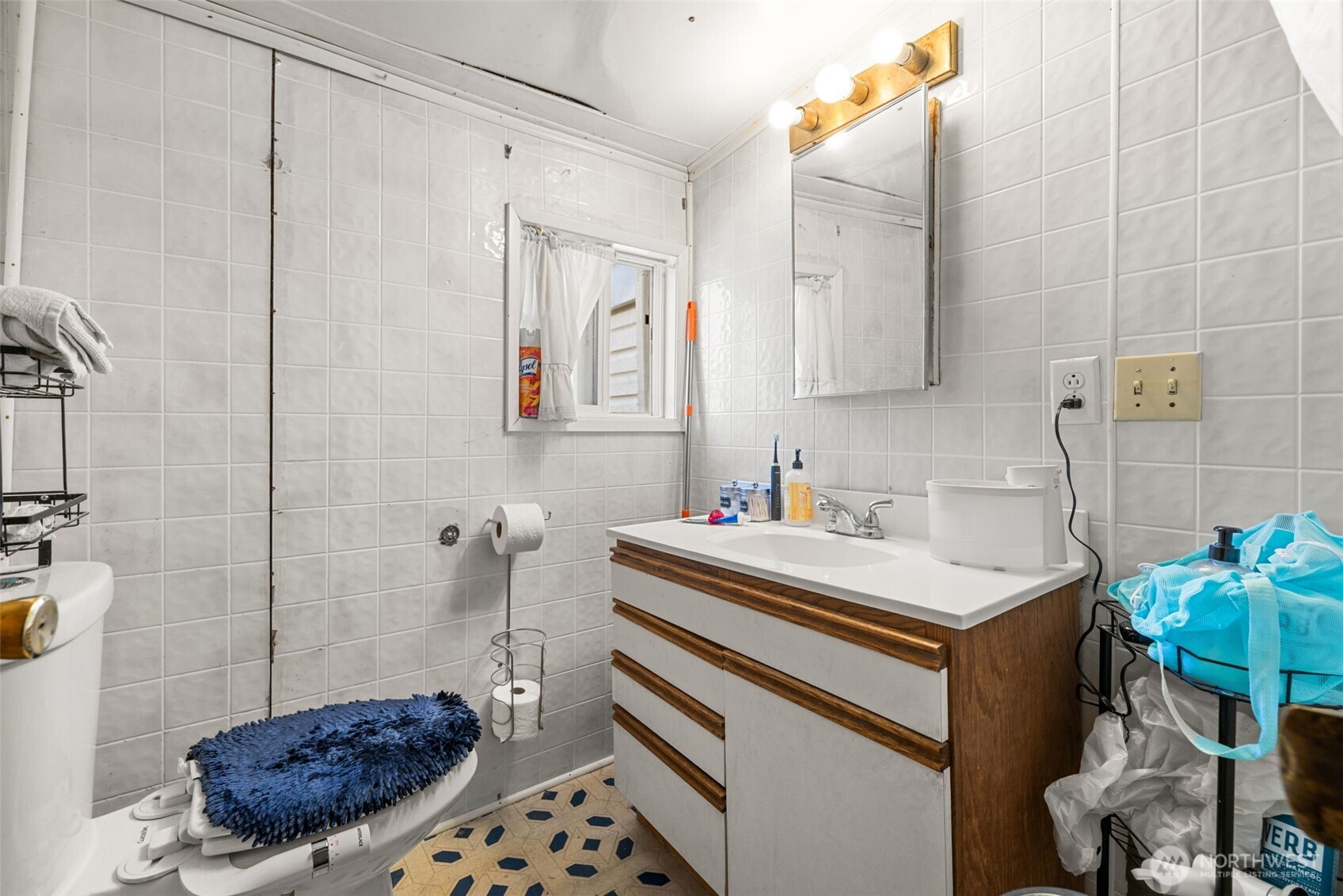 5718 S D Street Property Photo 13